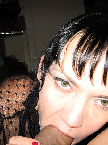 She enjoys giving Blowjob - Photo 12
