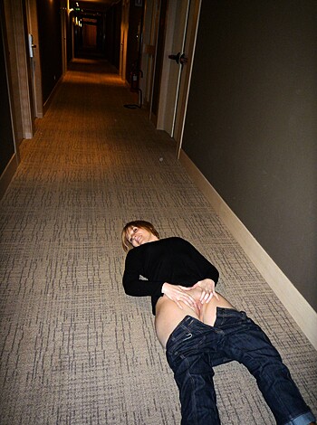 "Fucking hot ass chick in tight denim bitch is laid out fuckin on the goddamn floor!"