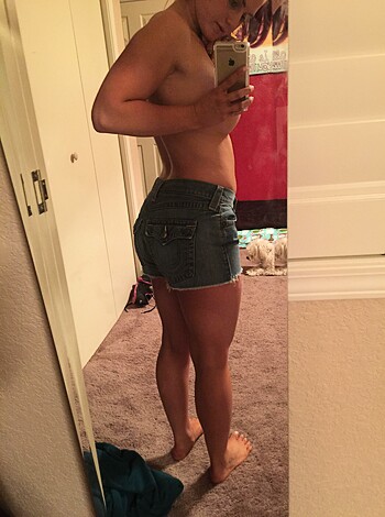 Damn Sexy Amateur Hottie - Photo 15
