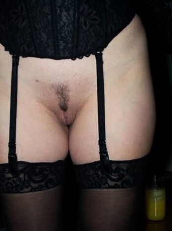Sexy Amateur Wife - Photo 98