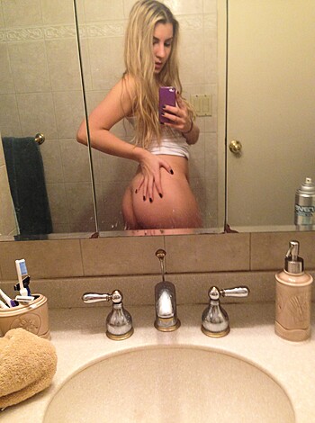 "Here's an uncensored view of some hot ass."