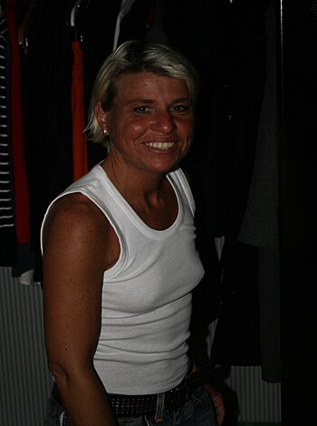 Blonde Wife on Vacation Trip - Photo 14