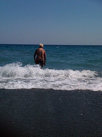 Blonde Wife on Vacation Trip - Photo 51
