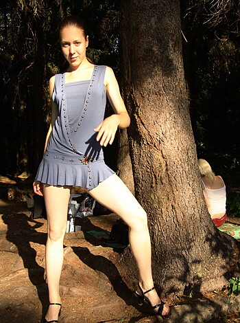 Cute Amateur Babe posing Sexy Outdoors - Photo 21