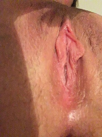 Fucking check out that pussy up close.